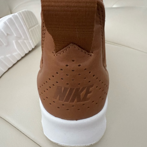 Nike Air Max Thea Mid Chelsea Womens Sneaker - Picture 8 of 11